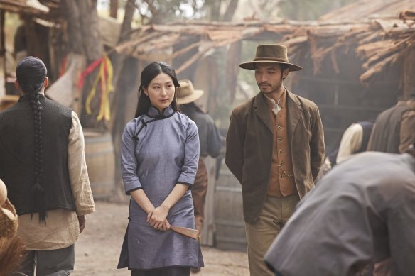 Mabel Li and Yoson On in <i>New Gold Mountain</i>