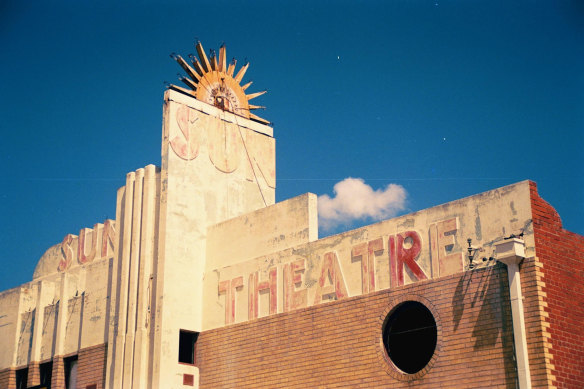 The real-life Sun Theatre, Yarraville, in 1995, pre-renovation.