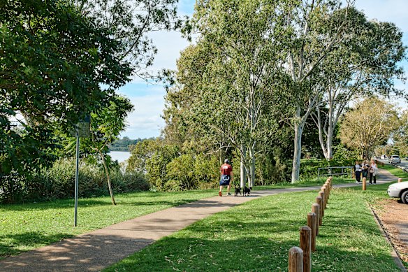Brisbane Corso is both a street and a reserve that follows the river to Fairfield.