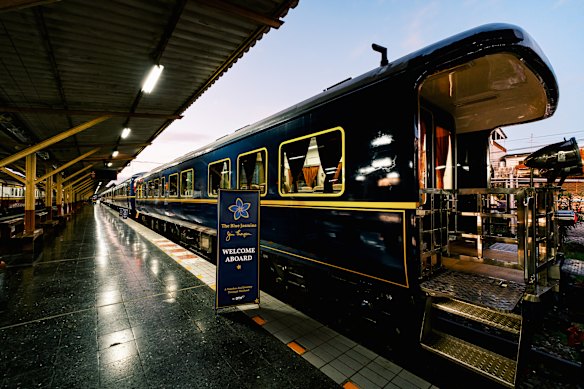 Thailand’s new Blue Jasmine heritage rail journey runs as part of a nine-day return tour between Bangkok and Chiang Mai.