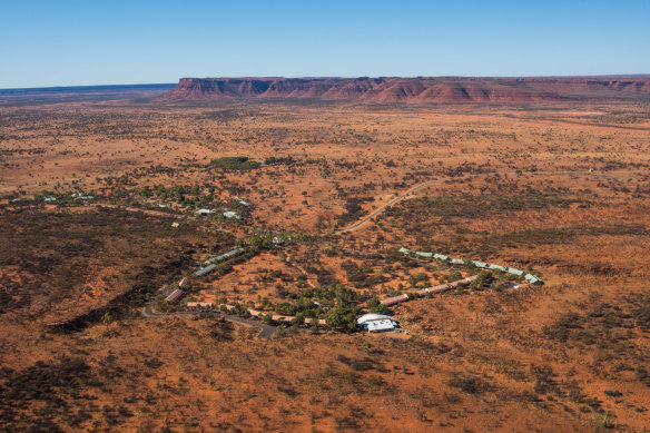 This luxe outback resort is ultra remote.