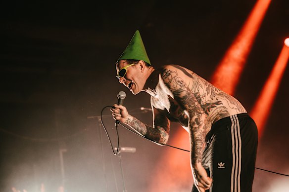 Viagra Boys frontman Sebastian Murphy gives off a “deranged Southern preacher” vibe.