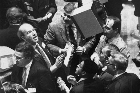 The Wall Street crash of 1987 tested Greenspan early in his tenure. 