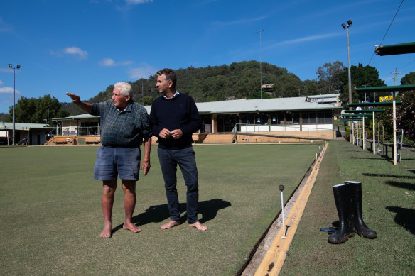 Barry “Barefoot Baz” Roberts, left, president of Wisemans Ferry Bowling Club, is looking forward to a party this weekend. 