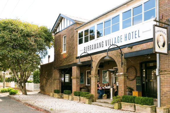 You’ll find an atmospheric, old-fashioned nod to simpler times at Burrawang Village Hotel.