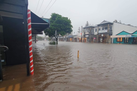 Floods have hit Byron Bay hard on Wednesday morning as Lismore was re-evacuated.