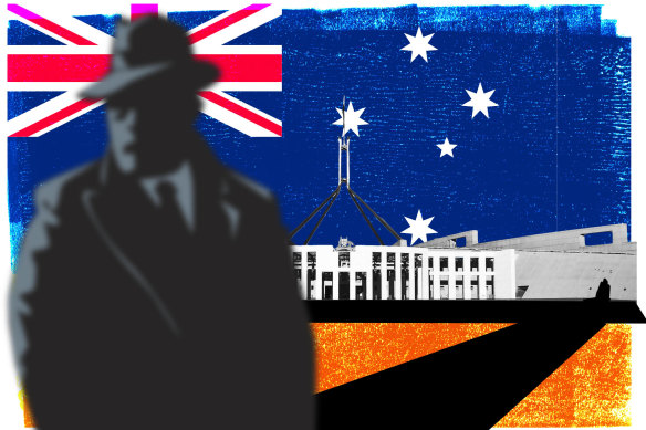 ASIO says a foreign intelligence network has been targeting Australian and one federal politician.