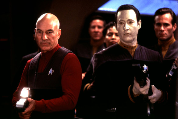 Locked and loaded ... Picard (Patrick Stewart) and Data (Brent Spiner) in Star Trek: First Contact.