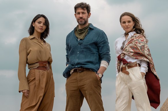 Eiza González, John Krasinksi and Natalie Portman race around the world in Guy Ritchie’s new adventure romp, Fountain of Youth.