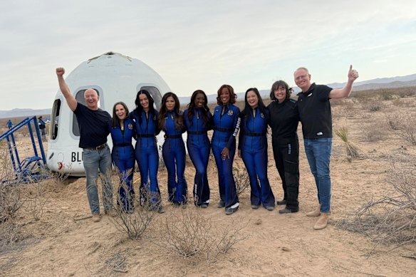 From left: Jeff Bezos, Kerianne Flynn, Katy Perry, Lauren Sanchez, Aisha Bowe, Gayle King, Amanda Nguyen, Sarah Knights, director of Blue Origin’s astronaut office, and Blue Origin CEO Dave Limp. 