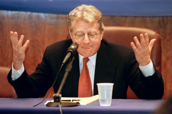 Springer testifies about complaints of violence on his show during an appearance before the Chicago city council in 1999.