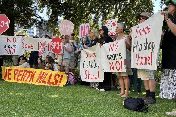 Save Perth Hills protesters in the Supreme Court gardens on Friday ahead of the SAT hearing.