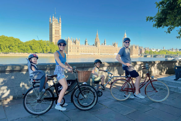 Fee-wheeling sight-seeing … Tally Ho bike ride.