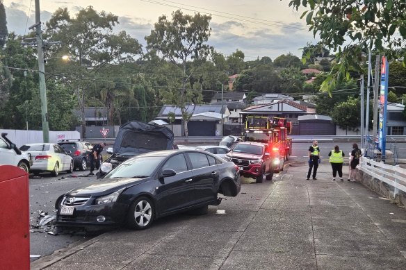 The scene of the crash in Mount Gravatt East.