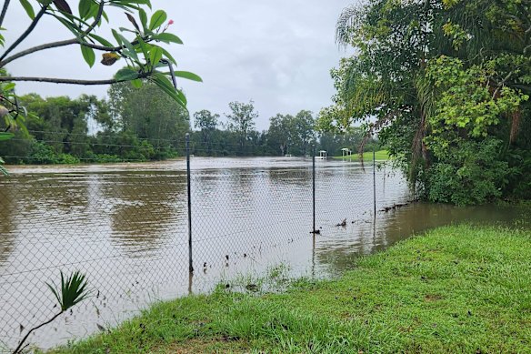 O Corinda Golf Course, onde o Brisbane Boys' College começou a construir galpões de remo, após fortes chuvas em março de 2025.