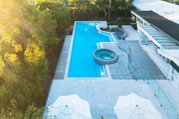 This pool in Victoria’s Mount Martha won Concrete Pool up to $180,000.