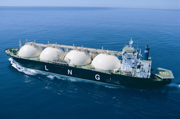 Liquefied natural gas and hydrogen production in Darwin will be supported with a $300 million investment.