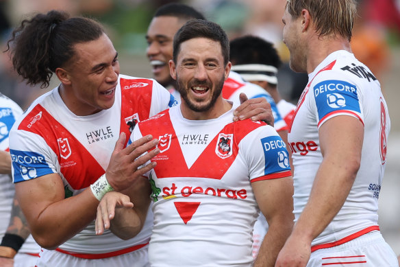 The Dragons have released Ben Hunt from the final year of his contract.