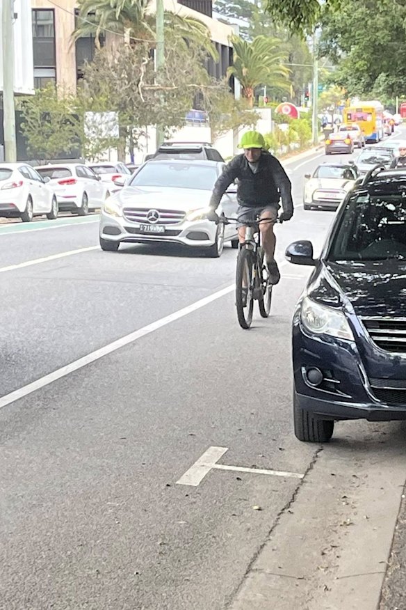 In 2017, following a trial, the council introduced a peak period bike lane on Sylvan Road, with this stretch becoming a no-parking zone.