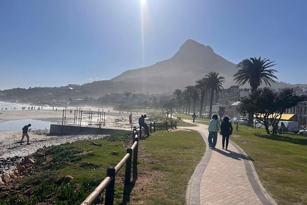 Camps Bay in Cape Town