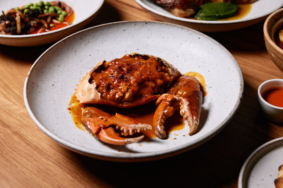 Open-fire oven-cooked one-kilogram mud crab at Bosco.