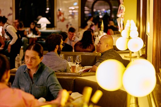 DAP & Co’s regular collaborator has given the restaurant a sumptuous modern design.