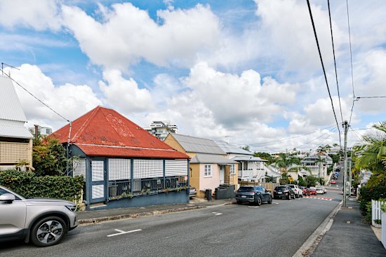 Residents of Spring Hill live among the ridgelines of Gregory Terrace, St Paul’s Terrace, Wickham Terrace and Leichhardt Street.