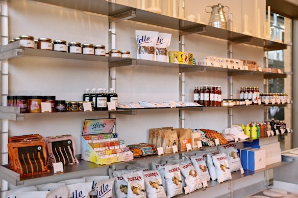Beyond pastry and brunch, implue a pile of pantry things on their back wall.