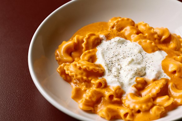 Creste alla vodka con 'Nduja y stracciatella.