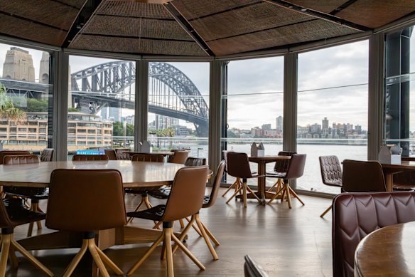 The first floor pub overlooking the Sydney Harbour Bridge.