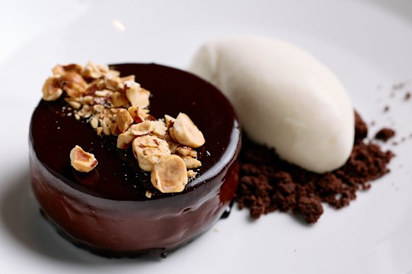 Cocoa with milk ice cream and hazelnut.