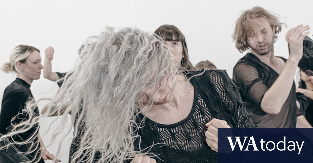 Melbourne review wrap: NEWRETRO; The Three Seas; Melbourne, Cheremushki; Yiddish Divas; Comedy Festival Gala - Vimarsana News