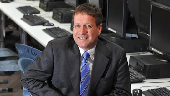 Dale Pearce, principal of Bendigo Senior Secondary College, says a “contagion effect” is leading more students to complete their VCE unscored.