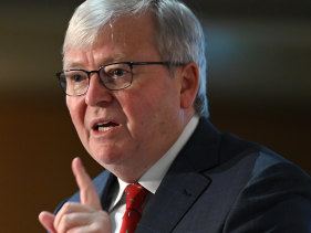 Kevin Rudd Accuses Uq Of Appearing To Bend The Knee To Beijing