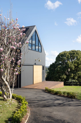 Out on the land, a big black barn provides a voluminous space for any number of pursuits. 