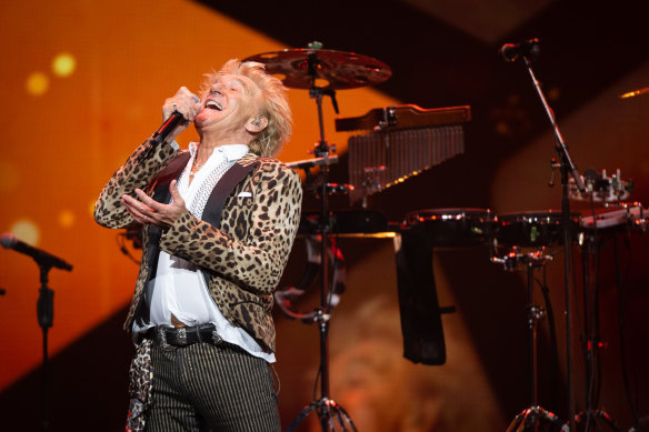 Rod Stewart performing at Qudos Bank Arena in Sydney last night as part of his ‘Hits’ Australian tour in 2023.