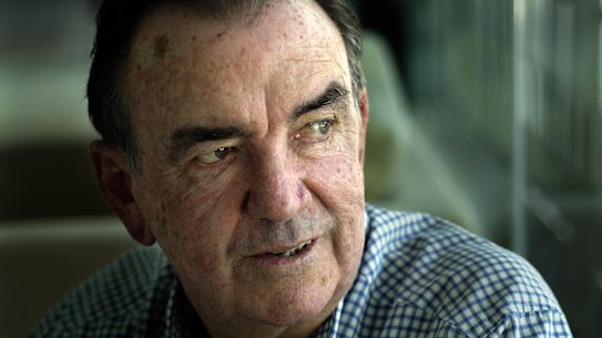 Bob Simpson was inducted into the Australian Cricket Hall of Fame in 2006.