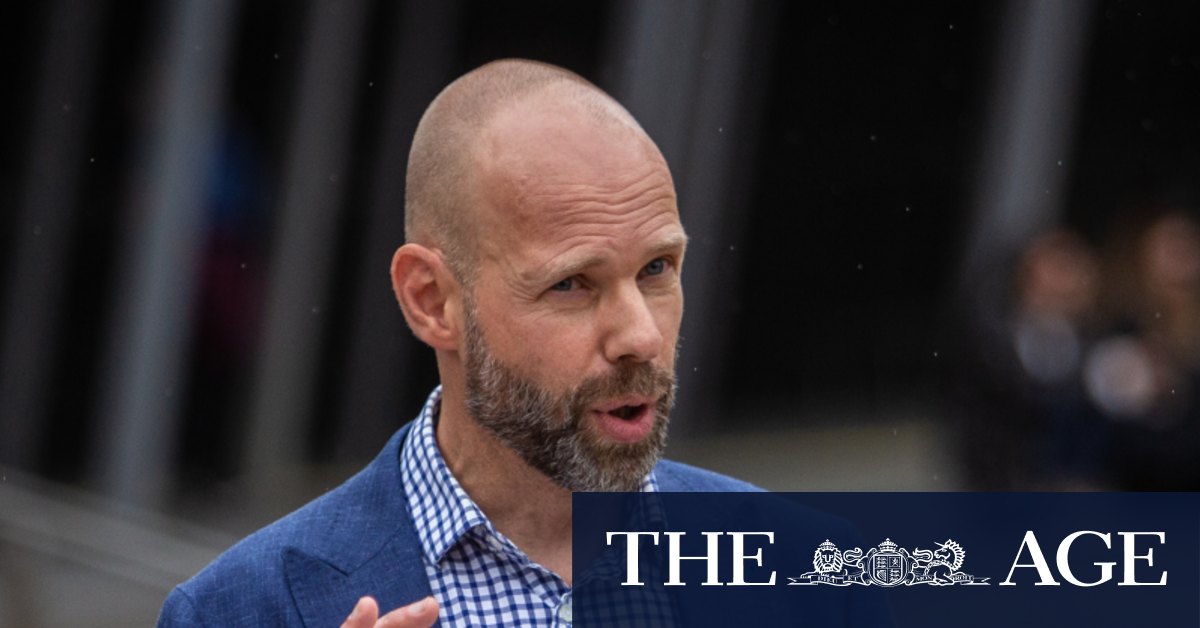 Pozytywny przypadek COVID-19 w Melbourne w bliskich kontaktach dał wynik negatywny