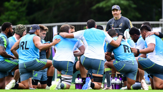 Wallabies attack coach Shaun Berne addresses players during training in Odawara ahead of their World Cup opener next Saturday against Fiji. 