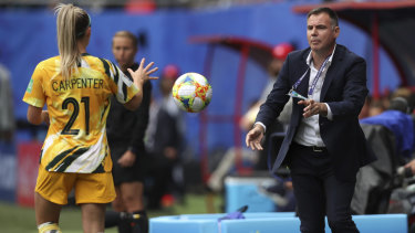 Matildas coach Ante Milicic and Ellie Carpenter.