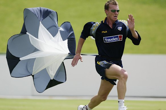 Brett Lee puts Jock Campbell’s parachute to work in South Africa.