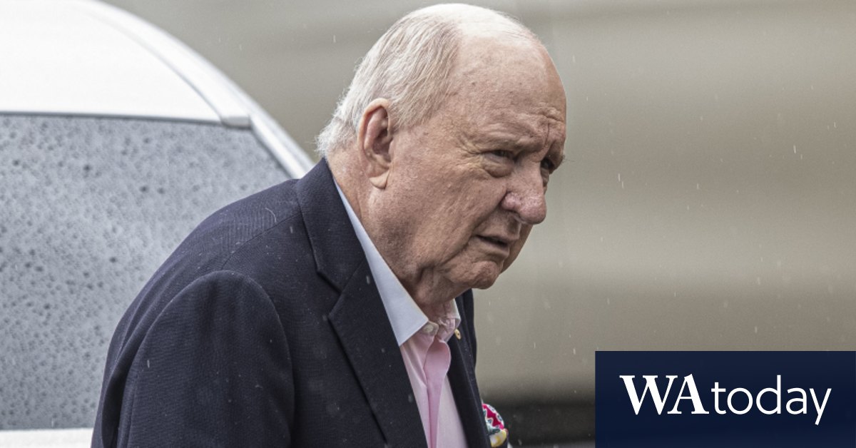 Alan Jones attends schoolboy reunion as fresh assault allegations emerge - Vimarsana News