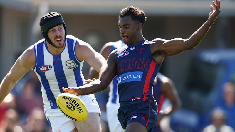 Melbourne Demons star returns to Darwin to deal with relationship split