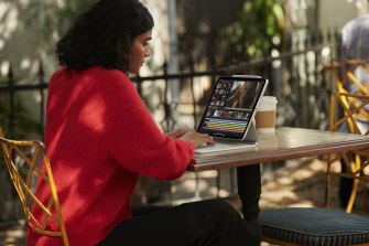 Apple’s M1 chip gives the iPad Pro similar power to the latest Macs.
