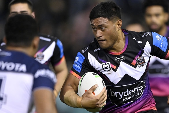 Stefano Utoikamanu is Melbourne bound, but rival NRL clubs are asking questions about how the deal was done.