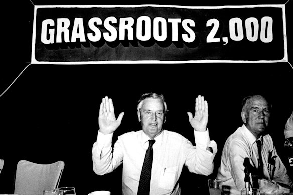 Joh Bjelke-Petersen during his Grassroots 2000 campaign in Wagga Wagga.