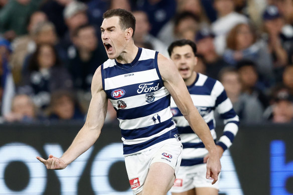Cameron drives Geelong to victory against Blues; Freo and Dogs fight for top eight spot