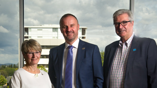 Chief Minister Andrew Barr (centre) at the charity's funding round announcement with the chair of the Hands Across Australia board, Diane Kargas Bray, and chief executive Peter Gordon. Photo: Elesa Kurtz