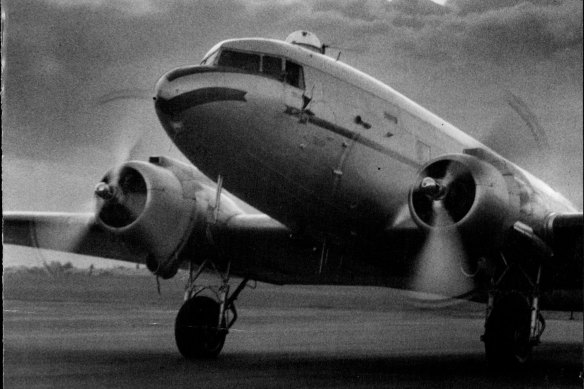 A Dakota aircraft similar to the one flown by Senator Gorton.