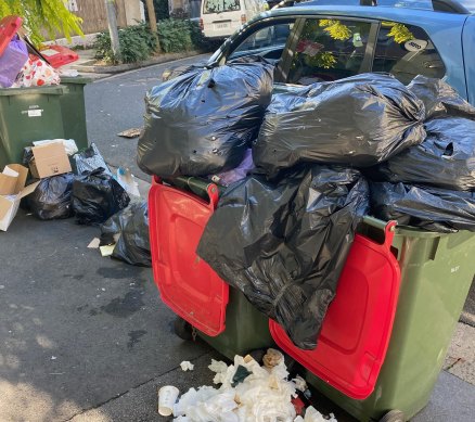 Inner-city residents are frustrated by ongoing problems with waste collection in the City of Sydney.